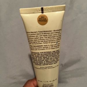 Laura Mercier Bronze Illuminating Tinted Moisturizer